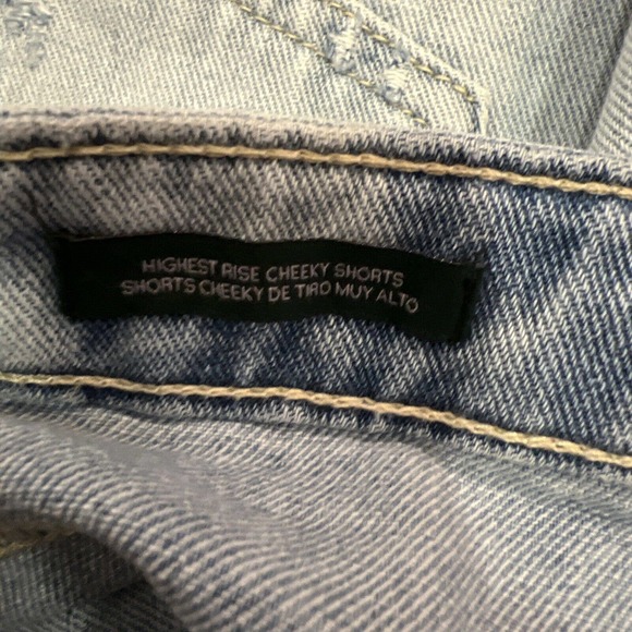 NWT Wild Fable Denim Shorts Light Wash Highest-Rise Cheeky Women's 12 / 31” - Picture 8 of 9